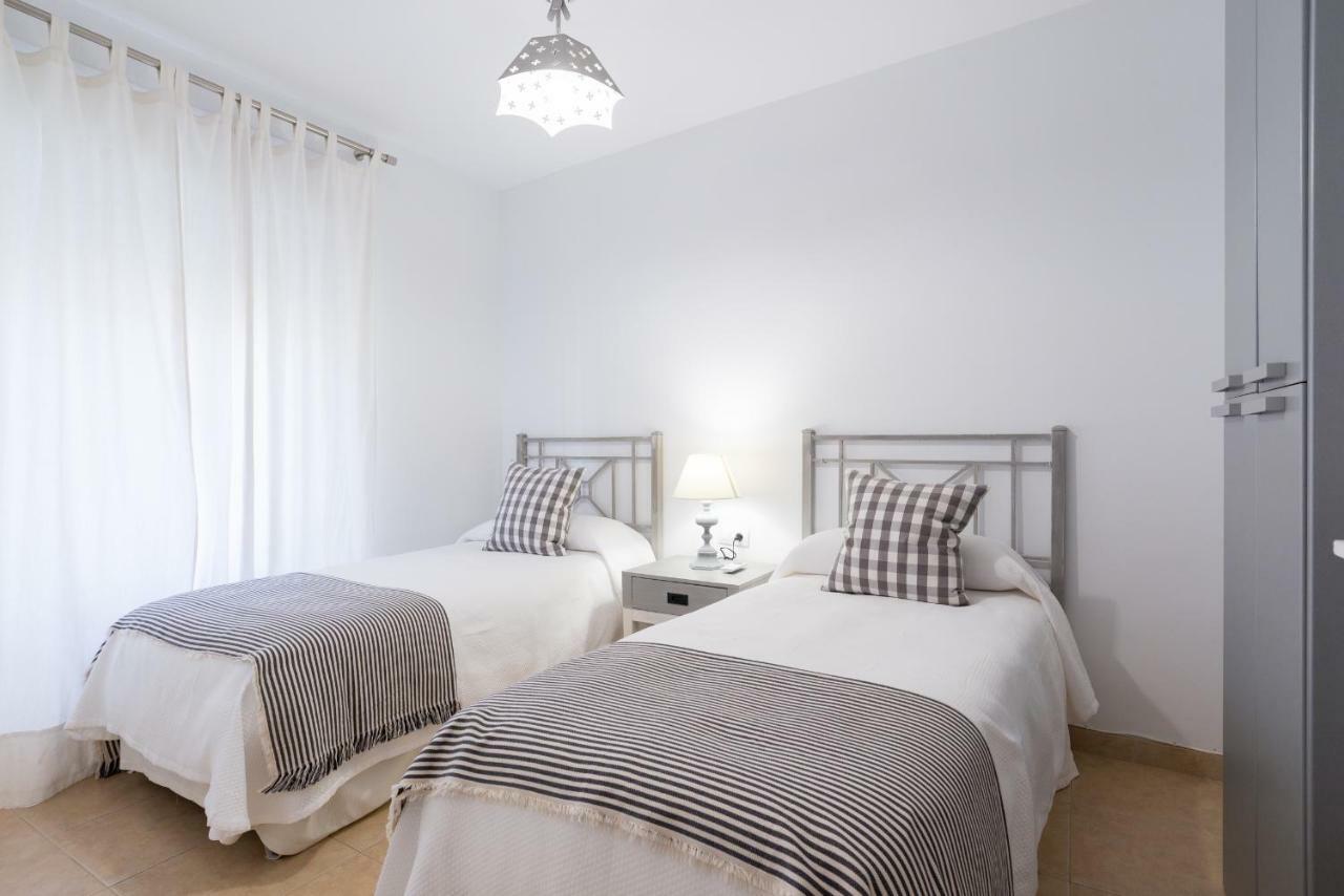 Apartamento Con Encanto En Primera Linea De Playa Malaga Exterior photo
